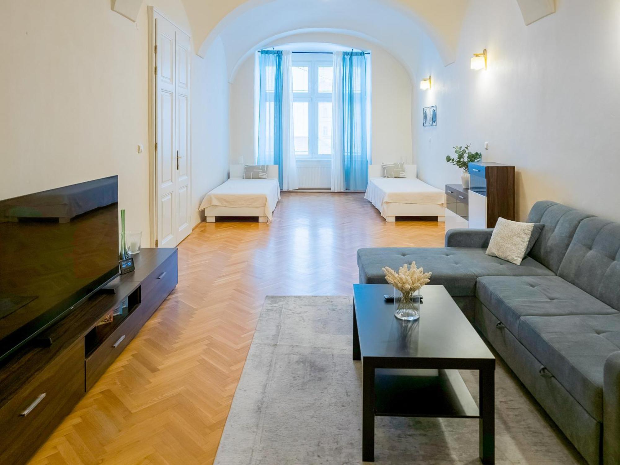 Luxury Vincents Apartments קושיצה מראה חיצוני תמונה