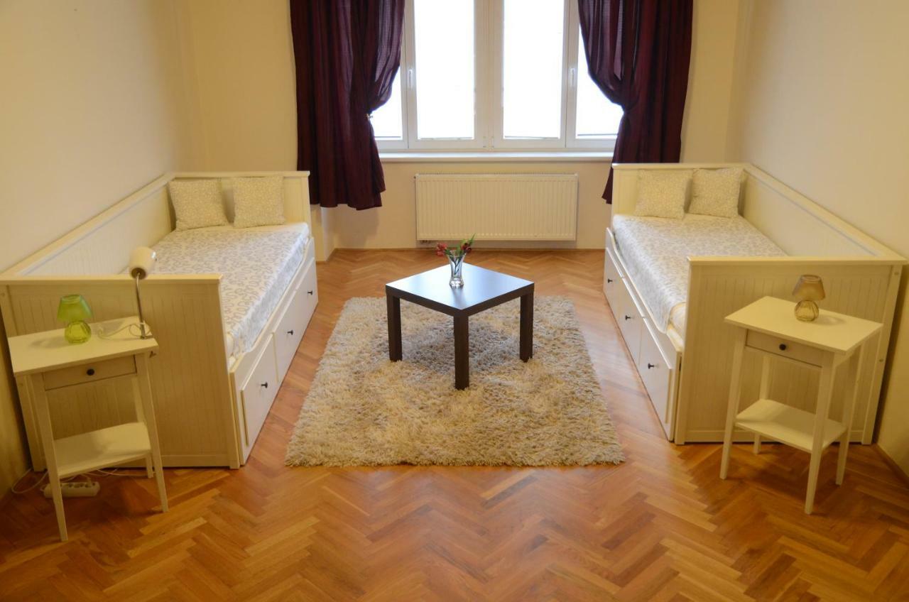 Luxury Vincents Apartments קושיצה מראה חיצוני תמונה